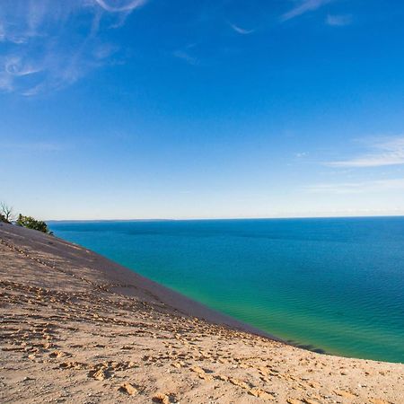 “Hygge” 3Bdr Townhouse, Close To Beach, Park & Wineries! Traverse City Zewnętrze zdjęcie